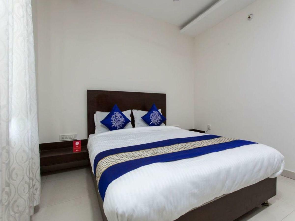 Hotel Maheshwari Avenue Ujjain Eksteriør billede